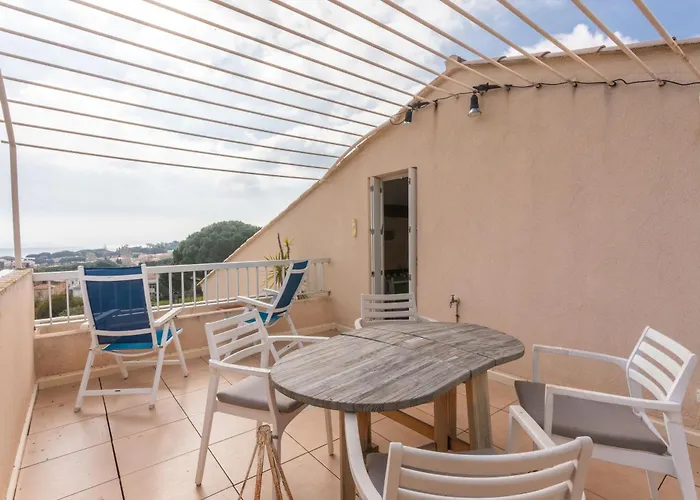 Lägenhet St Clair Le Lavandou